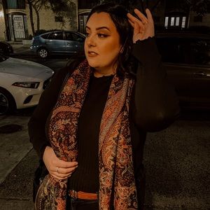 Meet your Posher, Meagan